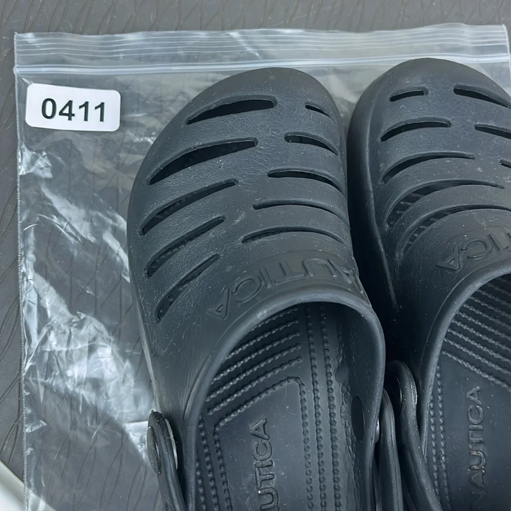 Nautica Kids Black Clogs Size 13 water shoe